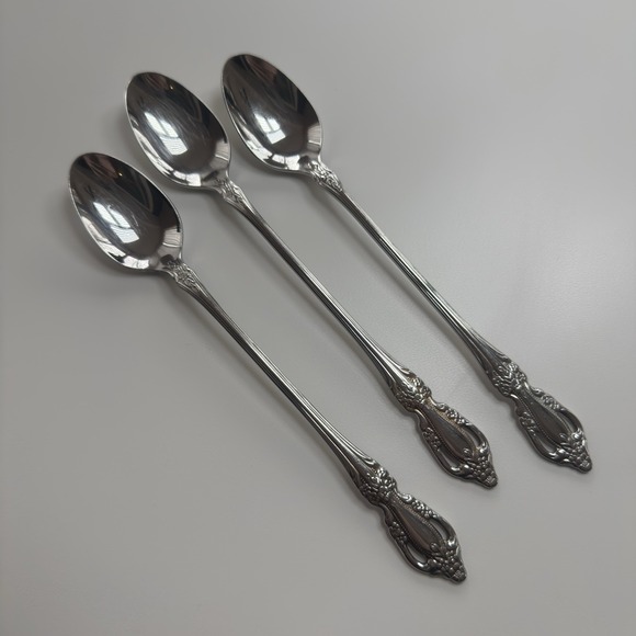 Oneida Other - Oneida Distinction Deluxe RAPHAEL Stainless 7 1/2" Iced Tea Spoons Set of 3